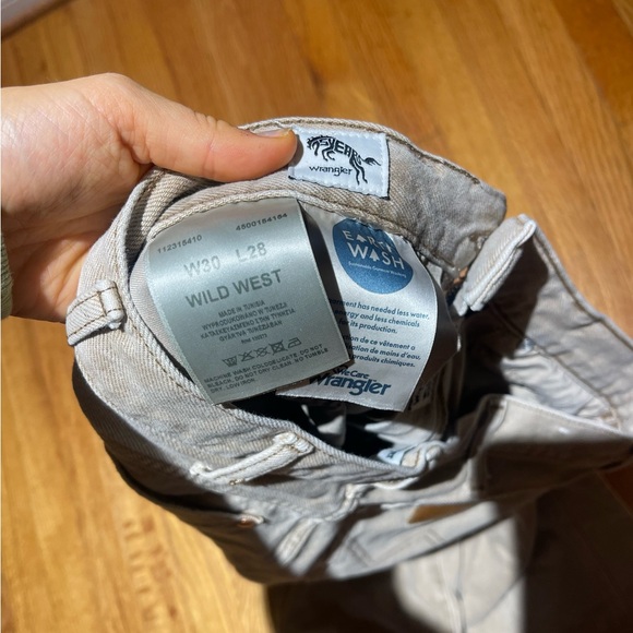 Tan Wrangler Jeans - Picture 5 of 7